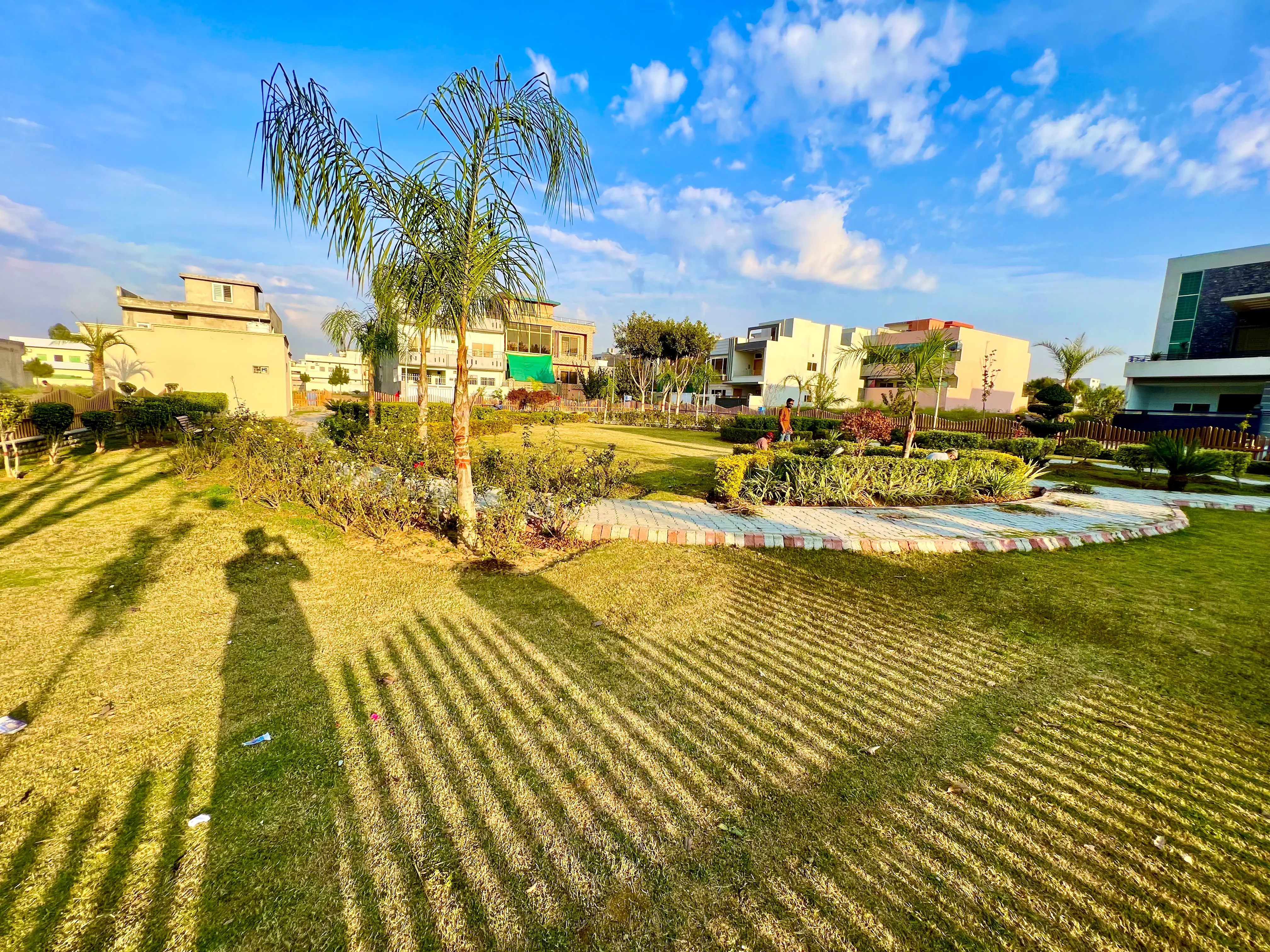Daily Scenes from F-17 Islamabad – Life in the Sector (8)
